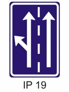 IP19 - řadicí pruhy - informativní provozní dopravní značka